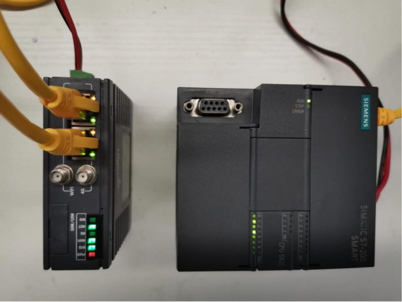 巅峰国际智通网关连接plc示意图